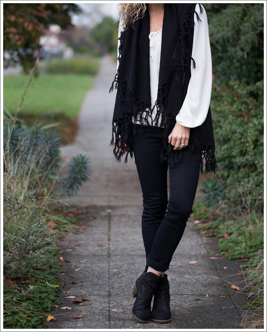 Blog StyleMint Fringe Vest HM Boho Top J Brand Stockholm Noir El Naturalista Duna N528-3