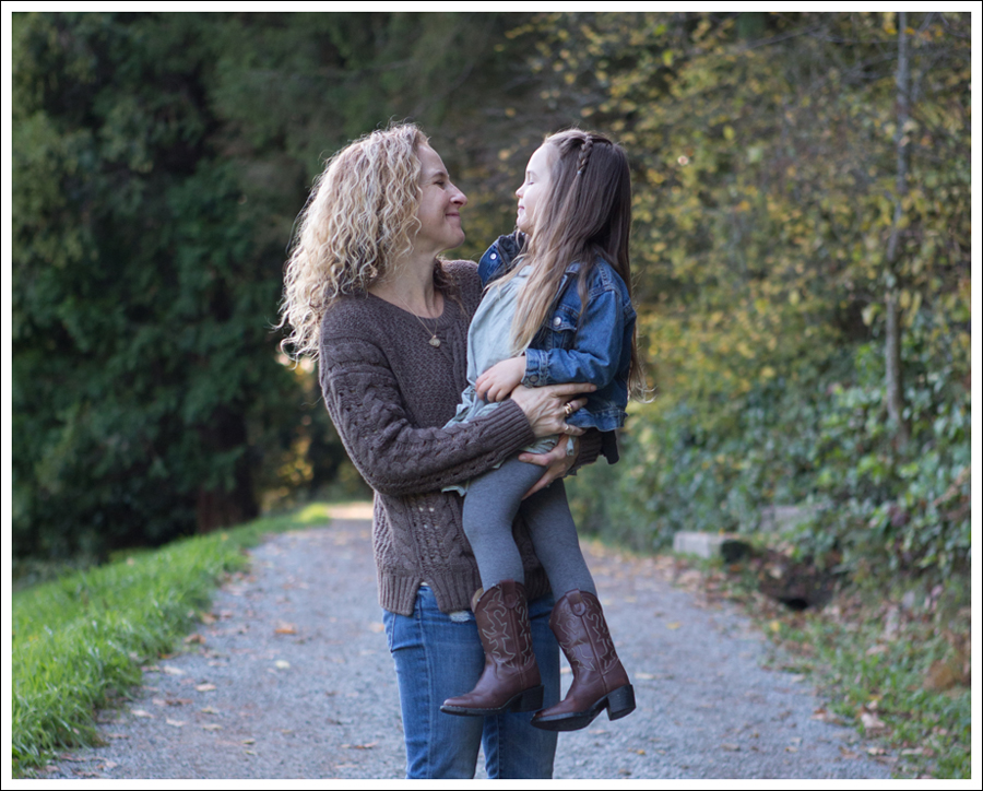 Blog Vince Cable Knit Sweater Destroyed Skinny Jeans Cafe Noire Boots-3