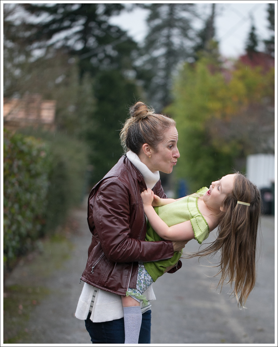 Blog Vintage Leather Jacket 360 Cashmere Turtleneck Sweater DL1961 Amanda Sevelle 67 Booties-7