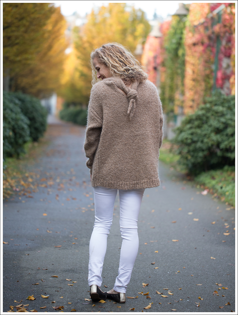 Blog Zara Tie Back Oversized Sweater DL1961 Amanda Skinny Jean Mania Nene Emma Shoes-2