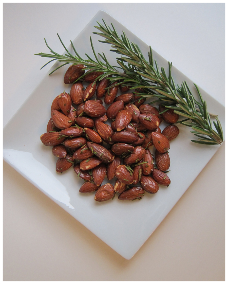 rosemary almonds blog (1)