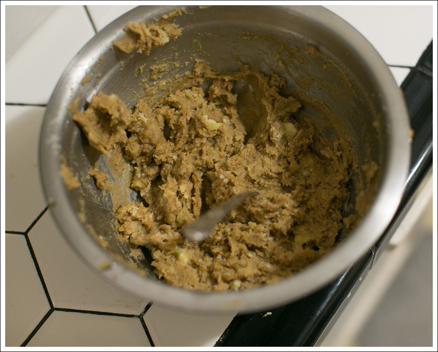 Blog 4 Ingredient Paleo Banana Maple SunButter Mini Muffins-8