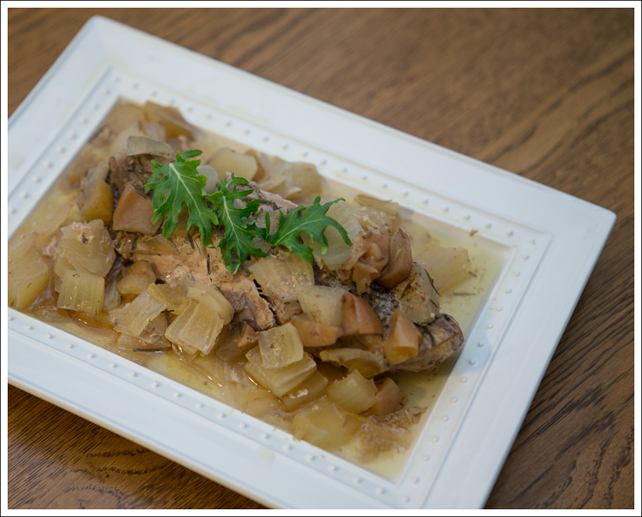 Blog Paleo Whole30 Crock Pot Rosemary Pork Loin Apples Onions-2