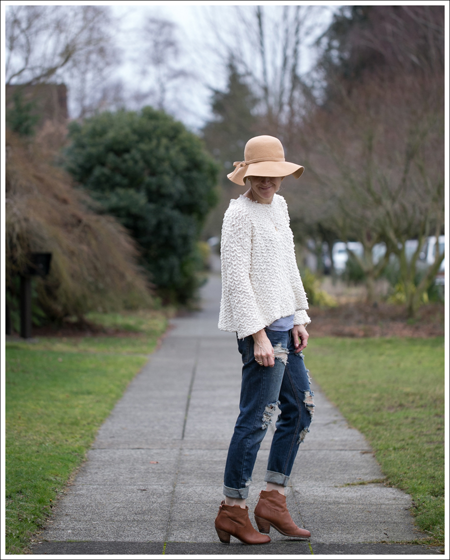 Blog Vintage Felt Hat Free People Sweater One Teaspoon Tiger Awesome Baggies Sam Edelman Booties-1