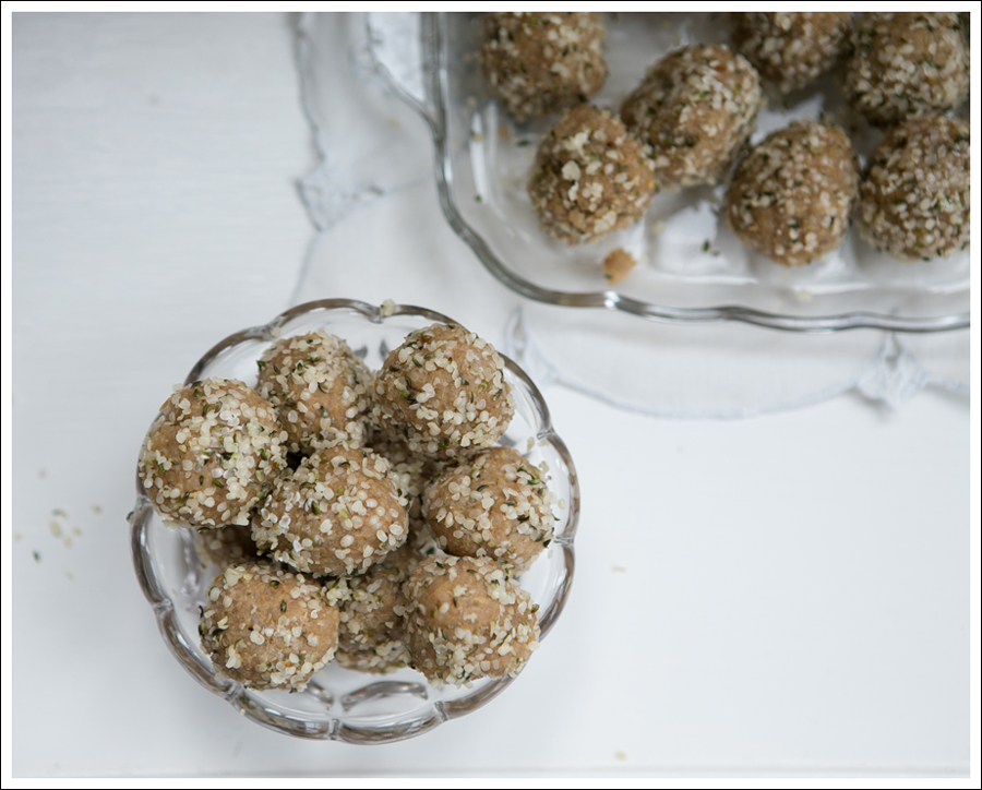 Blog Quinoa Sun Butter Hemp Seed Protein Balls-2