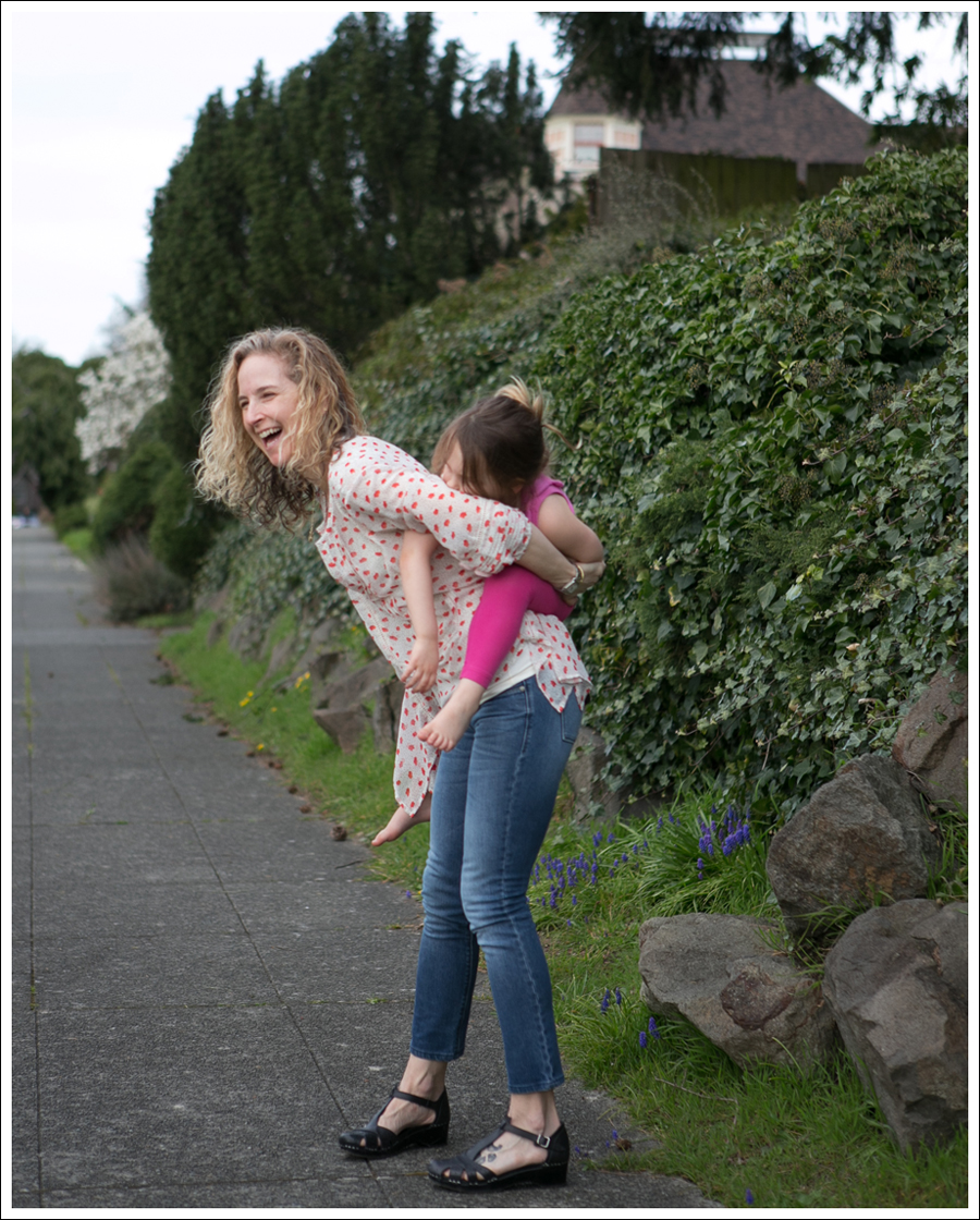 Blog Eshtaki Floral Top DL1961 Grace Swedish Hasbeens-5