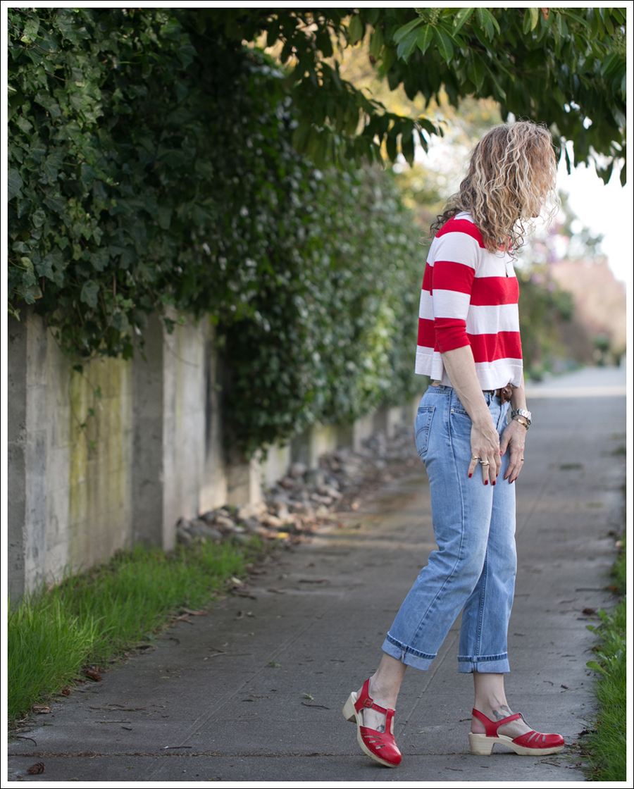 Blog Marley Striped Crop Sweater Levis 505 Sven Lacy Clogs-4