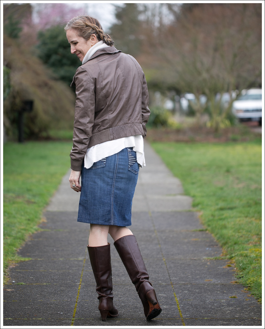 Blog Muubaa 360 Cashmere 7FAM Pencil Skirt Frye Knee Boots-3