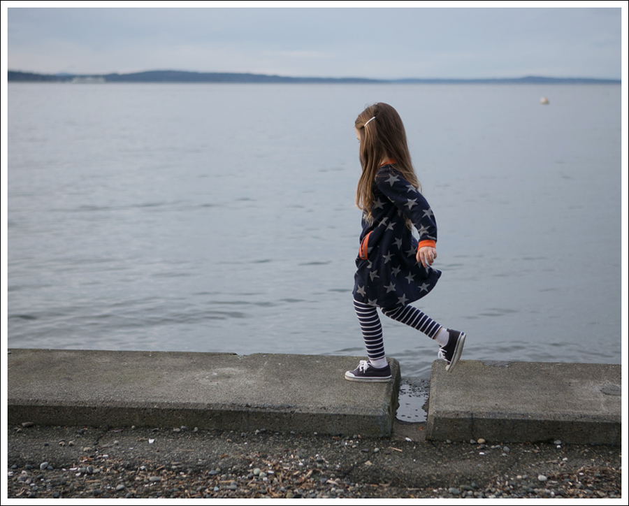 Blog Hanna Andersson Star Dress Striped Leggings Keds-1