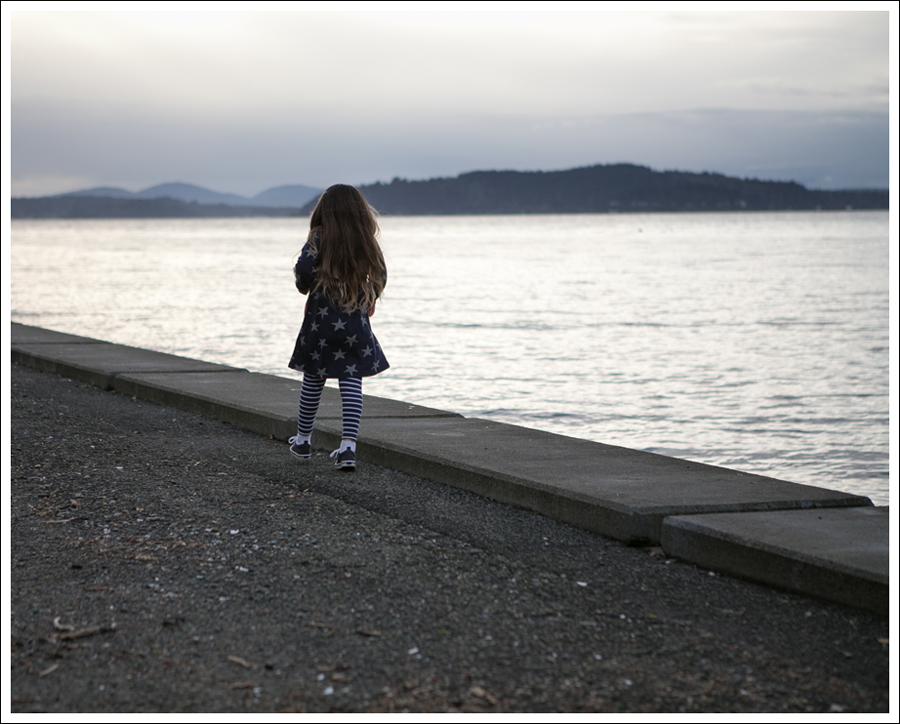 Blog Hanna Andersson Star Dress Striped Leggings Keds-7