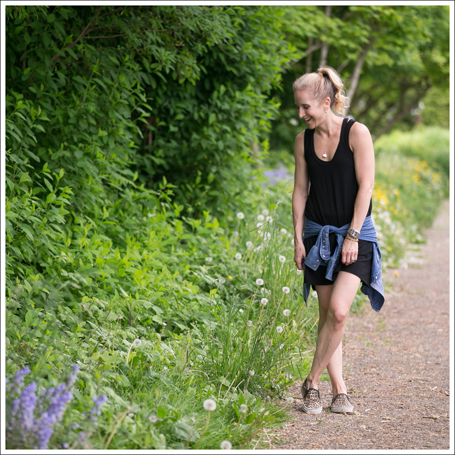 Blog Feel the Piece Tank Dress Gap Denim Shirt Leopard Vans-1