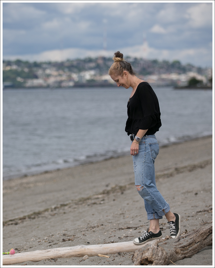 Blog Free People Peplum Top Levis 501s Converse-1