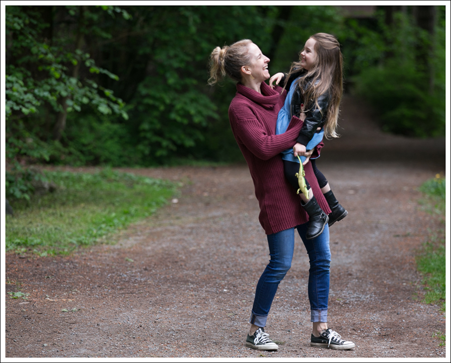 Blog One Teaspoon Open Back Sweater J Brand Skinny Leg Karma Black Converse-5