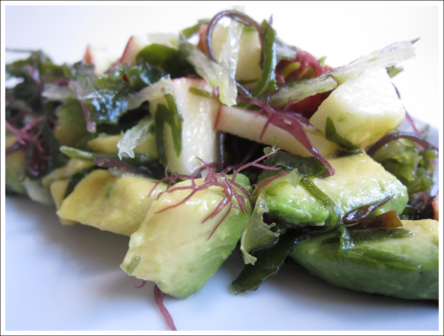avocado and apple seaweed salad blog (1)