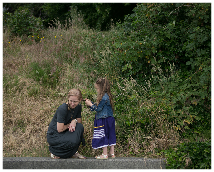 Blog Roulee Pocket Maxi Dress Gold Salt Water Sandals-10