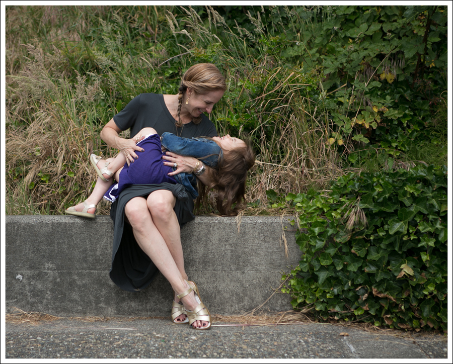 Blog Roulee Pocket Maxi Dress Gold Salt Water Sandals-9