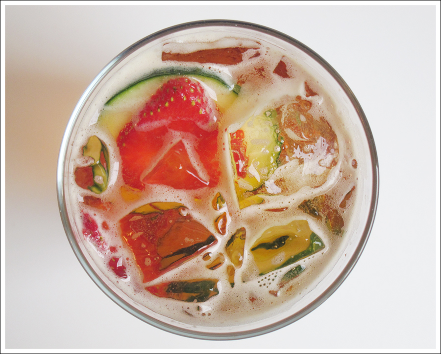 pimms cucumber strawberry drink blog (2)