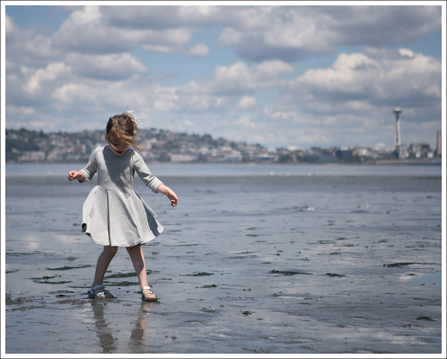 Blog Crew and Lu Cloud Grey Everyday Dress Salt Water Sandals -4