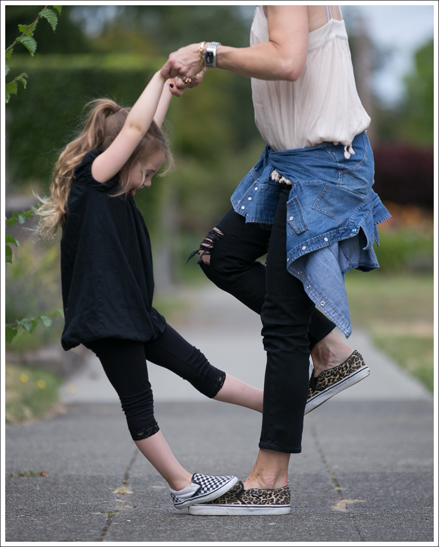 Blog Gap Denim Shirt Ooberswank Cami Goldsign Frontier Leopard Vans-11