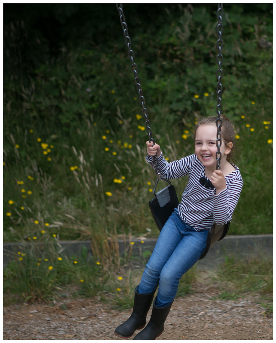 Blog Hanna Andersson Striped Top GapKids Mini Skinny Rain Boots-13