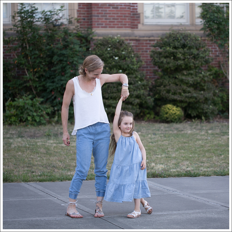 Blog Soft Joie Tank Current Elliott the Jogger Mystique Silver Lace Up Sandals-4