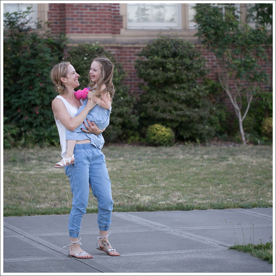 Blog Soft Joie Tank Current Elliott the Jogger Mystique Silver Lace Up Sandals-7