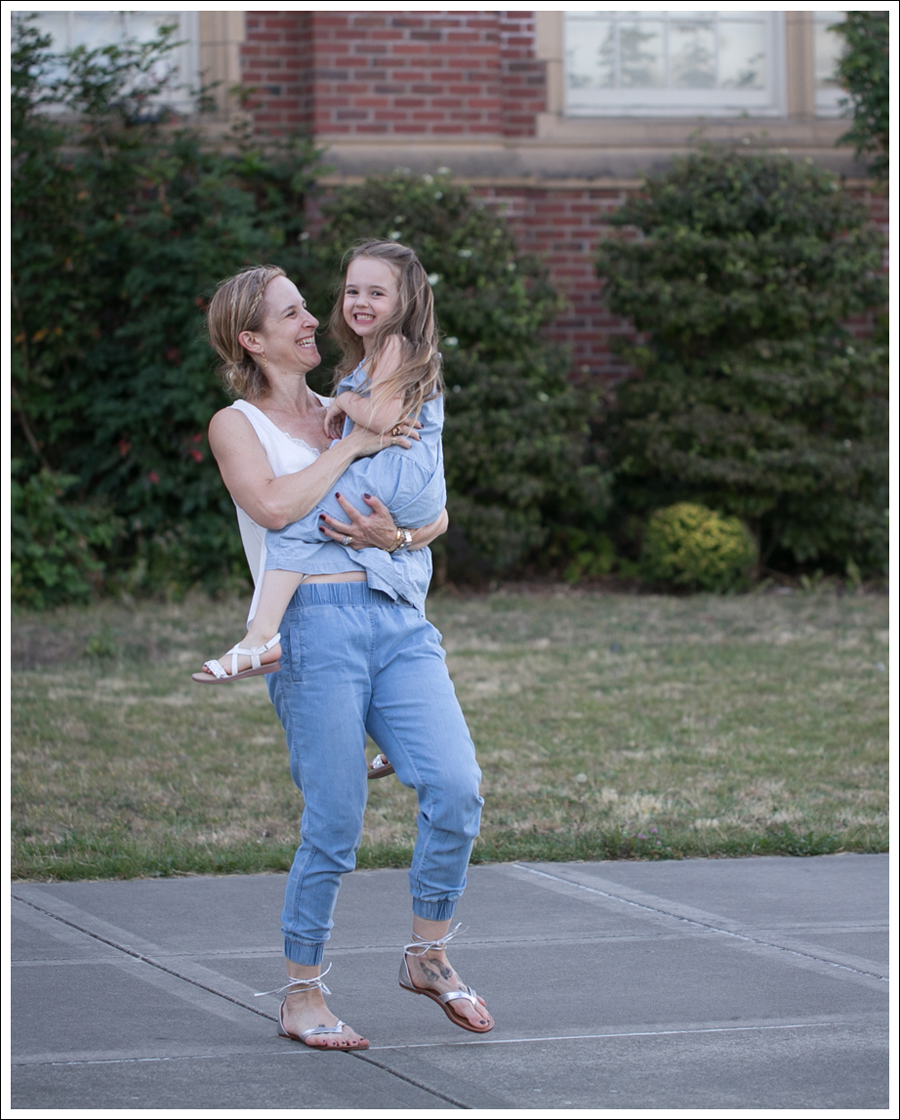 Blog Soft Joie Tank Current Elliott the Jogger Mystique Silver Lace Up Sandals-8