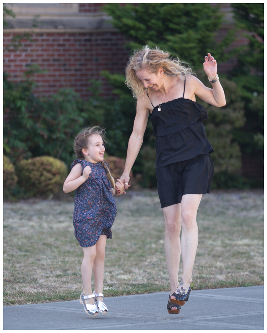 Blog Ella Moss LBD Miz Mooz Clogs-7