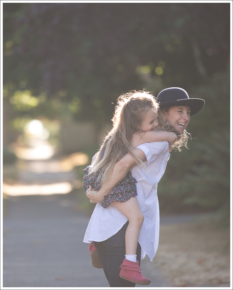 blog-nordstrom-wool-hat-alara-white-button-down-j-brand-gigi-crop-flare-sam-edelman-petty-booties-7