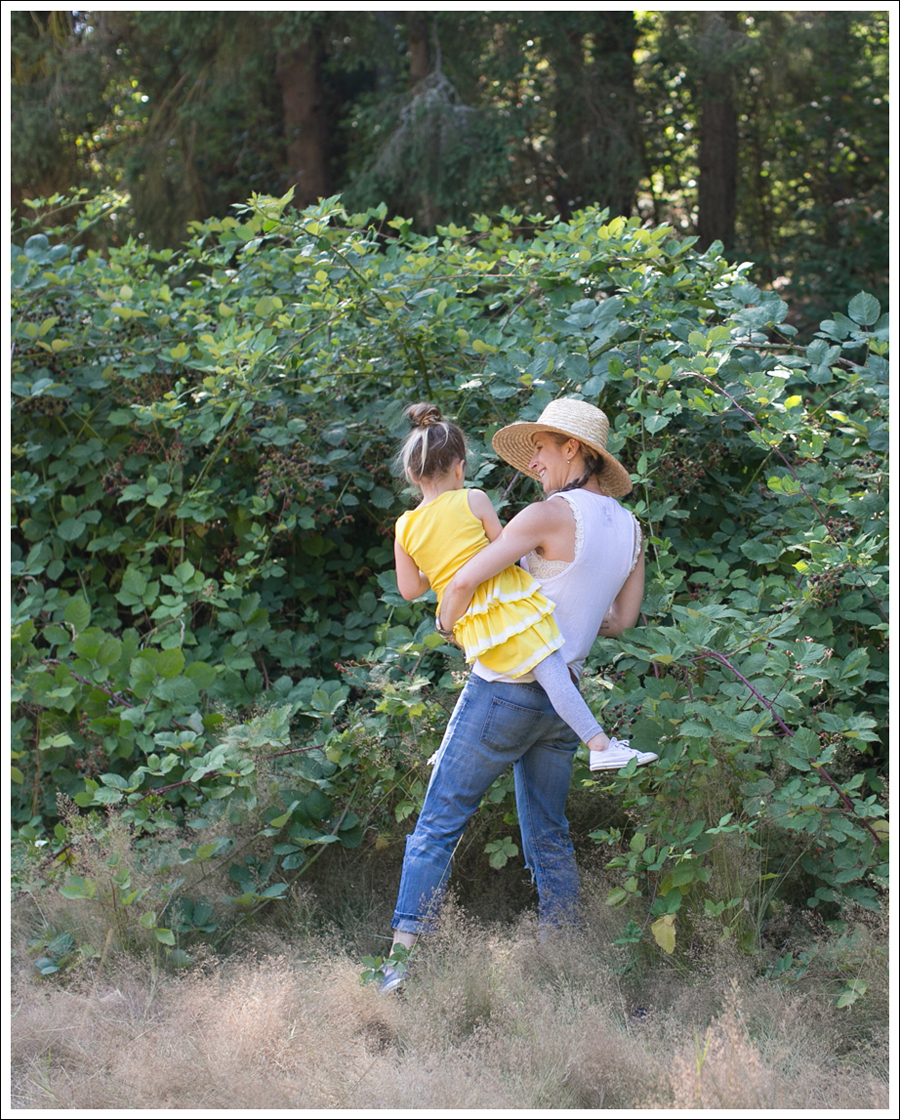 Blog Straw Hat LB Brand Muscle Tank Current Elliott Boyfriend Blackberries-1