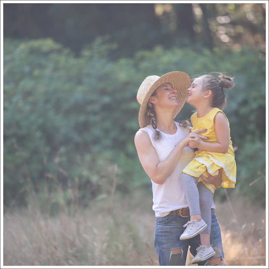 Blog Straw Hat LB Brand Muscle Tank Current Elliott Boyfriend Blackberries-15