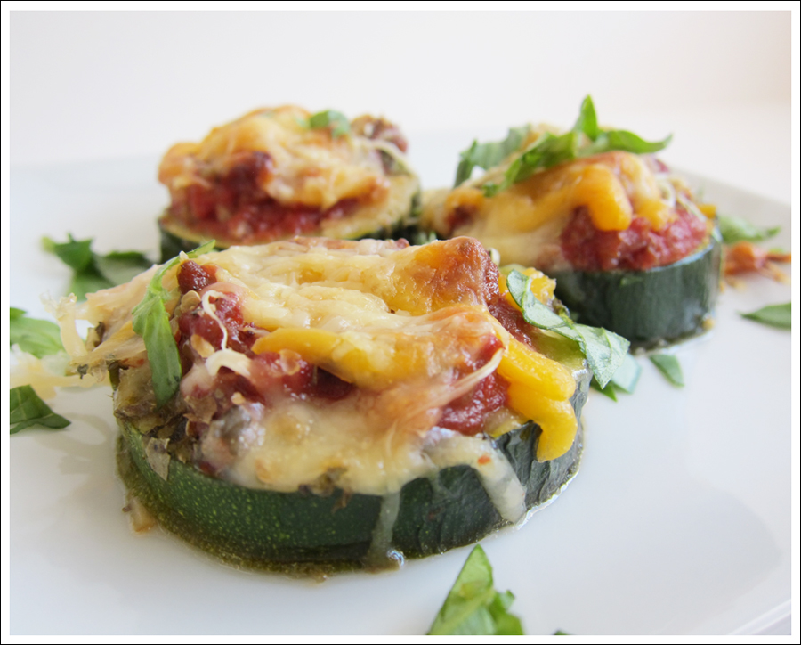 zucchini mini pizzas blog (1)