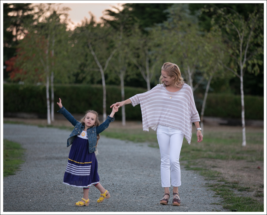 blog-enza-costa-striped-tee-dl1961-toni-white-kork-ease-platform-sandals-4