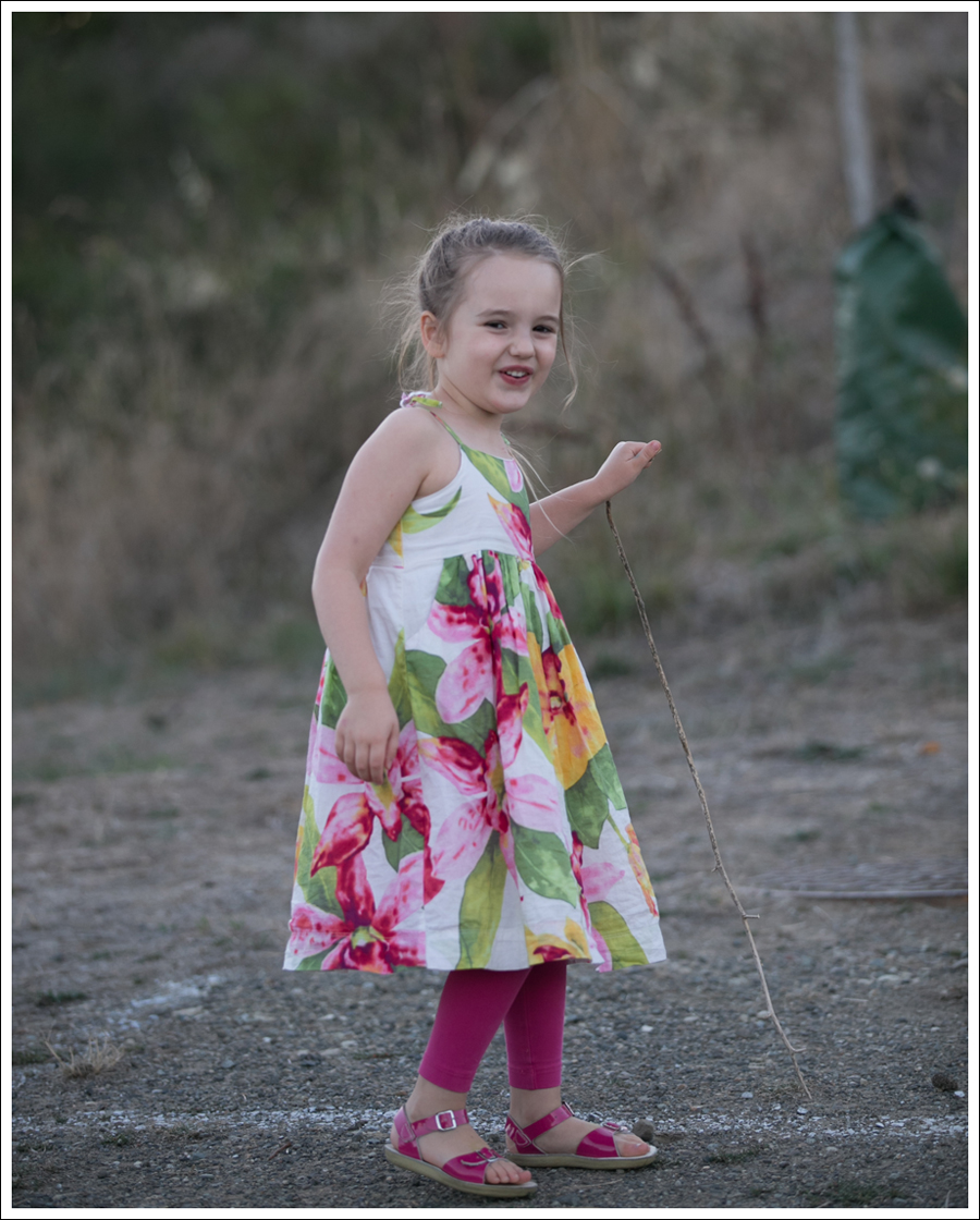 blog-gapkids-floral-dress-pink-saltwater-sandals-5