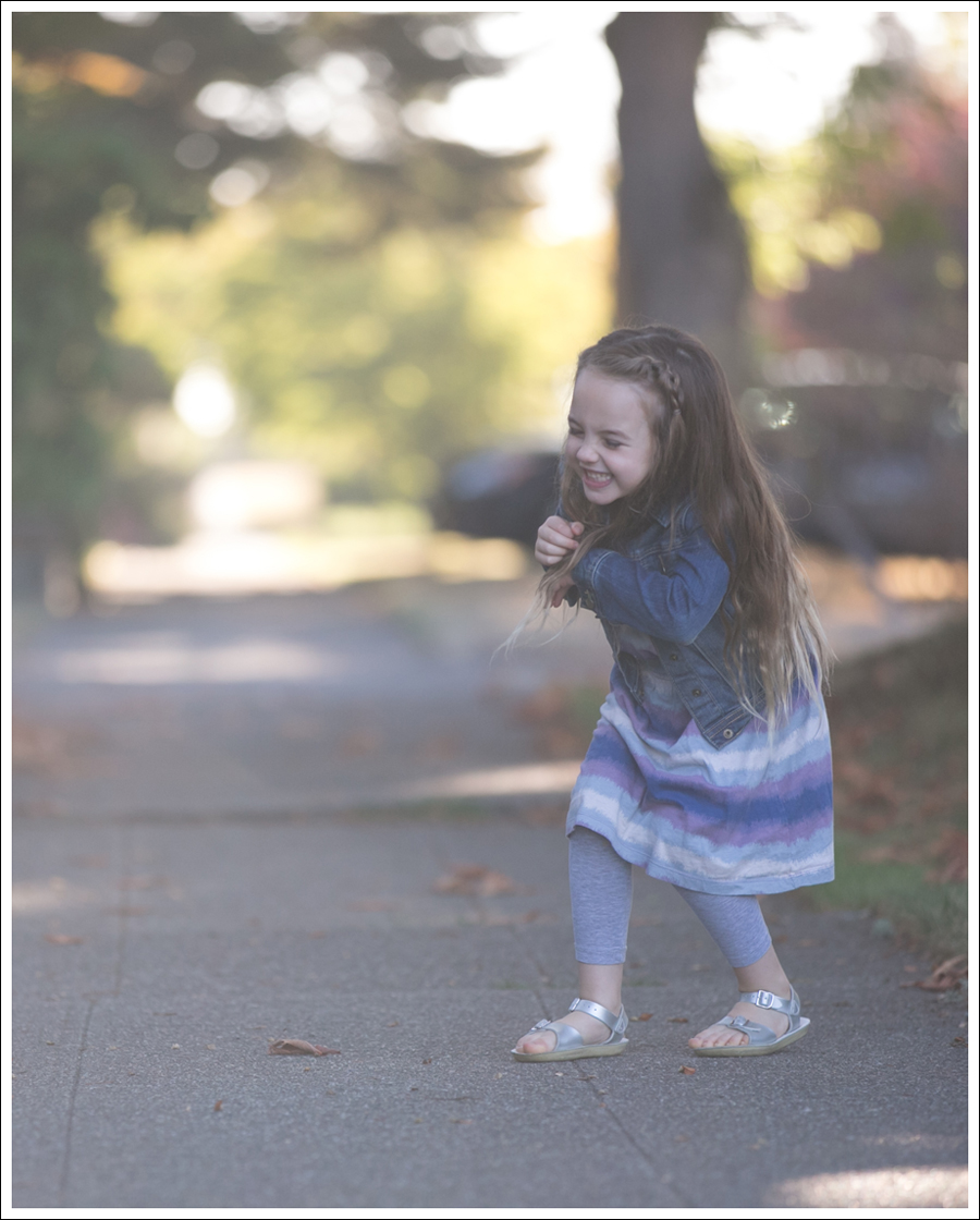 blog-gapkids-jean-jacket-tea-collection-dress-salt-water-sandals-3
