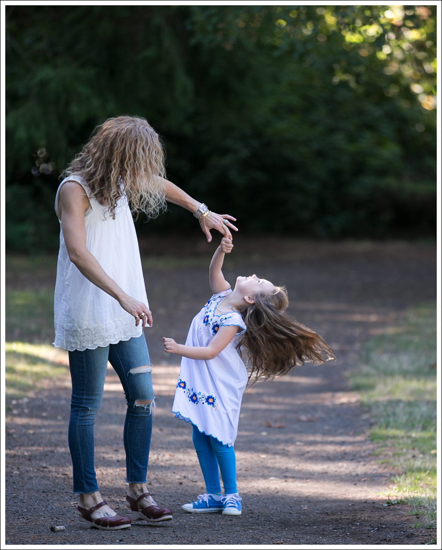 blog-joie-cotton-tank-dl1961-margaux-gibson-dansko-mary-jane-clogs-6