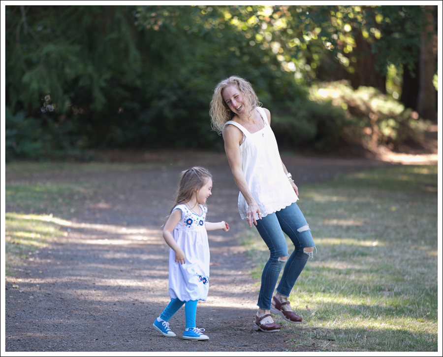 blog-joie-cotton-tank-dl1961-margaux-gibson-dansko-mary-jane-clogs-8