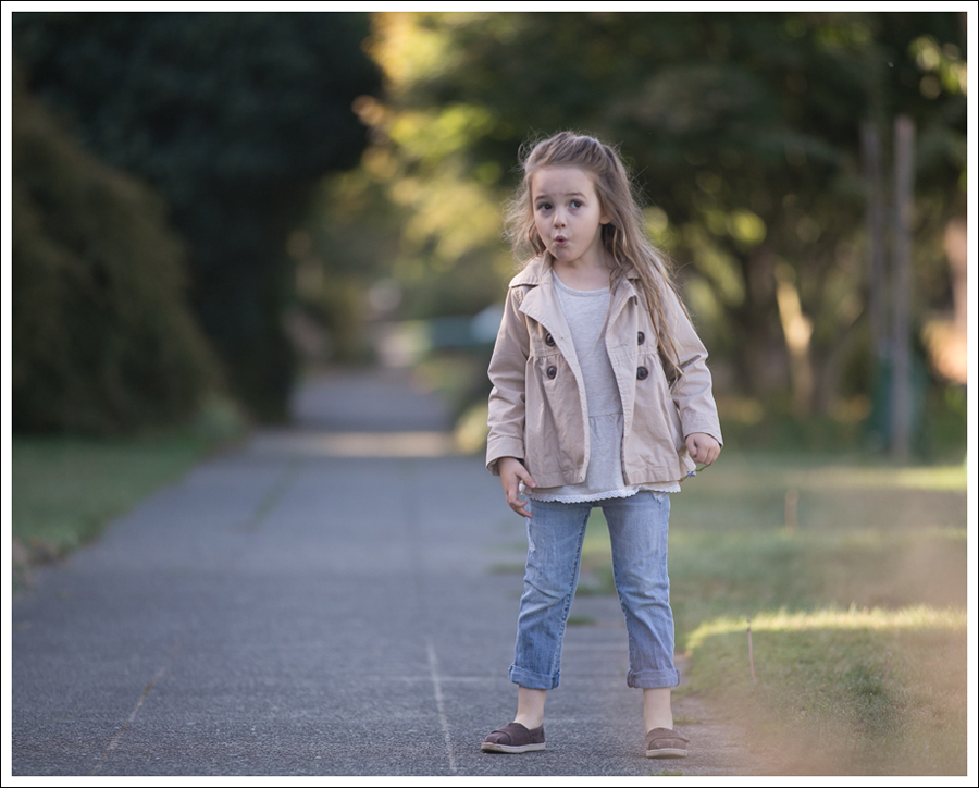 blog-old-navy-tan-trench-tucker-tate-tunic-cherokee-destroyed-boyfriend-brown-toms-4