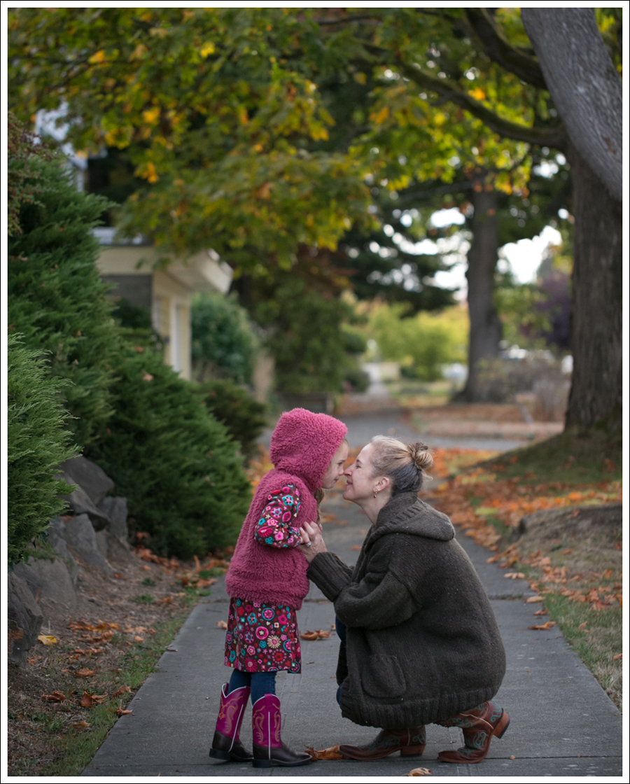 blog-chunky-oversized-hand-knit-cardigan-j-brand-skinny-lucchese-cowboy-boots-5