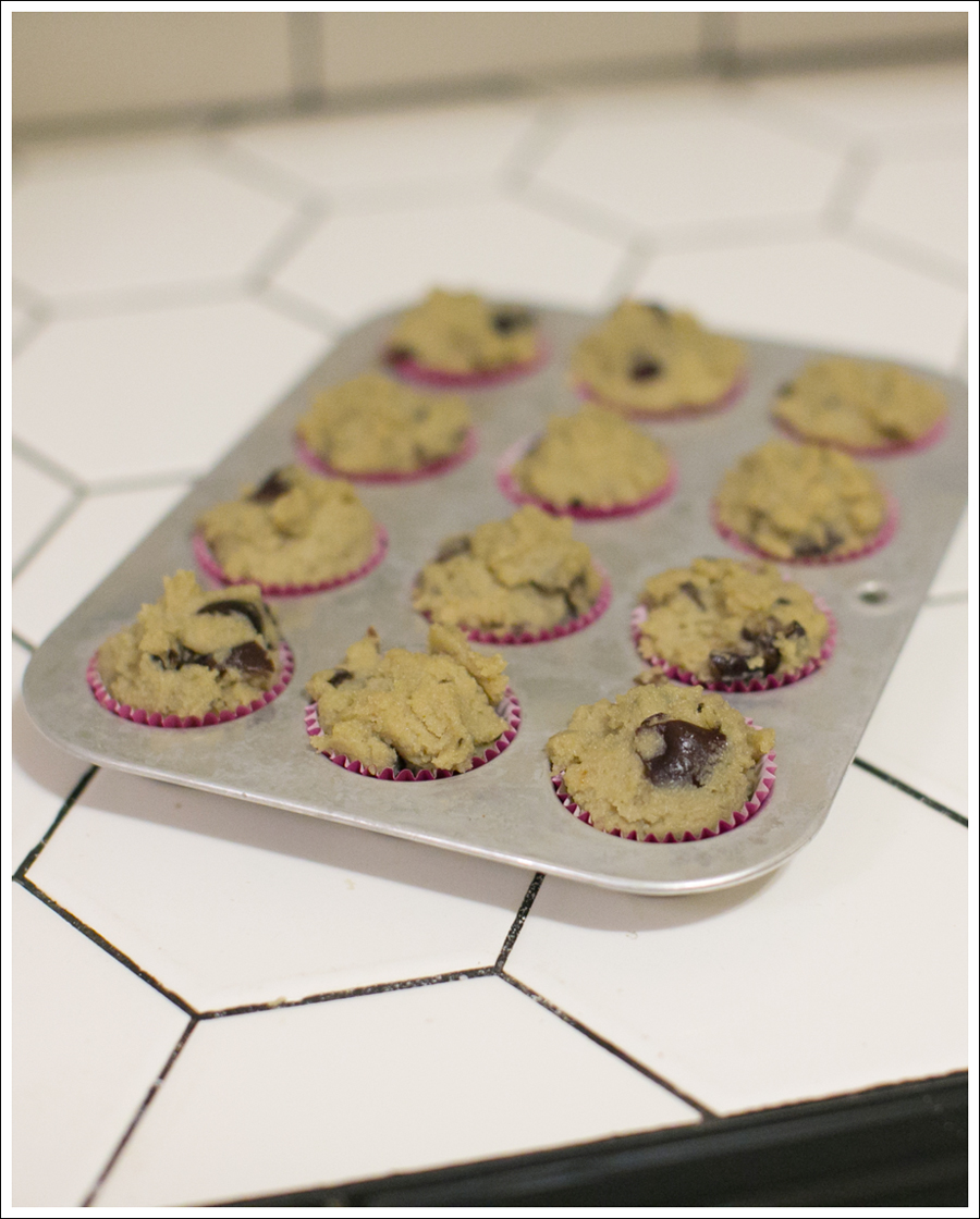 blog-paleo-cherry-gluten-free-muffins-with-dark-chocolate-drizzle-4