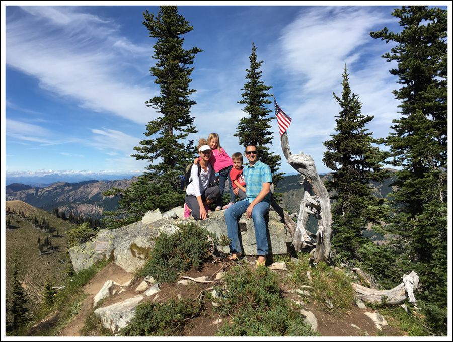 christoffersen-xmas-2016-family