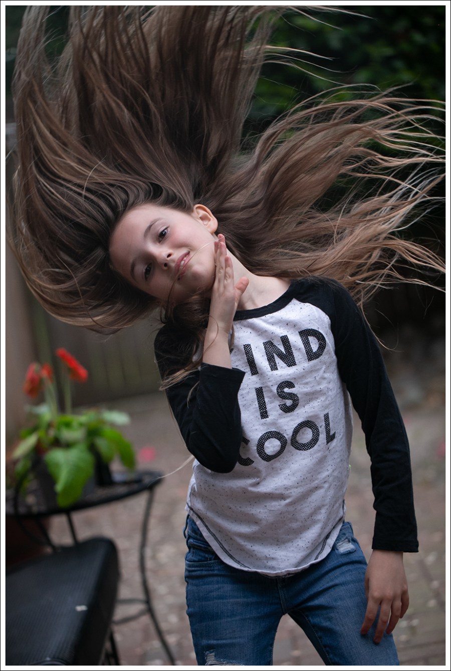 Blog 12 Chaser Cut out Graphic Tee Mother Denim The Tomcat The Confession Rachel Zoe Metallic Slides-160