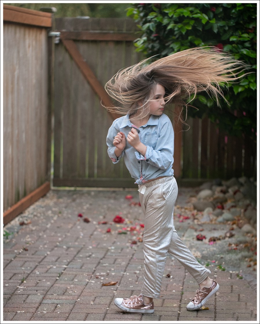 Blog 14 Chaser Def Leppard Muscle Tank Joie Cream Mariner Joggers Ash Cult Metallic Platform Sneakers-155c