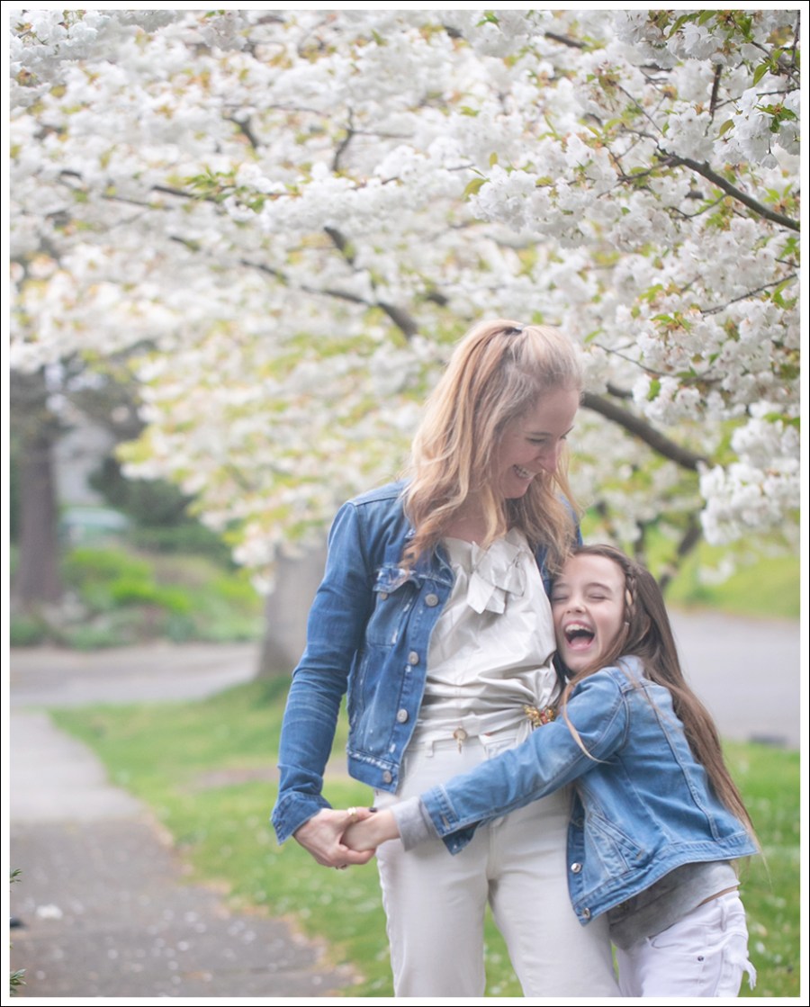 Blog 5 3x1 Denim Jacket Metallic Top DL1961 Hepburn Eggshell No 6 Clog Buckle Boot Cherry Blossoms-104