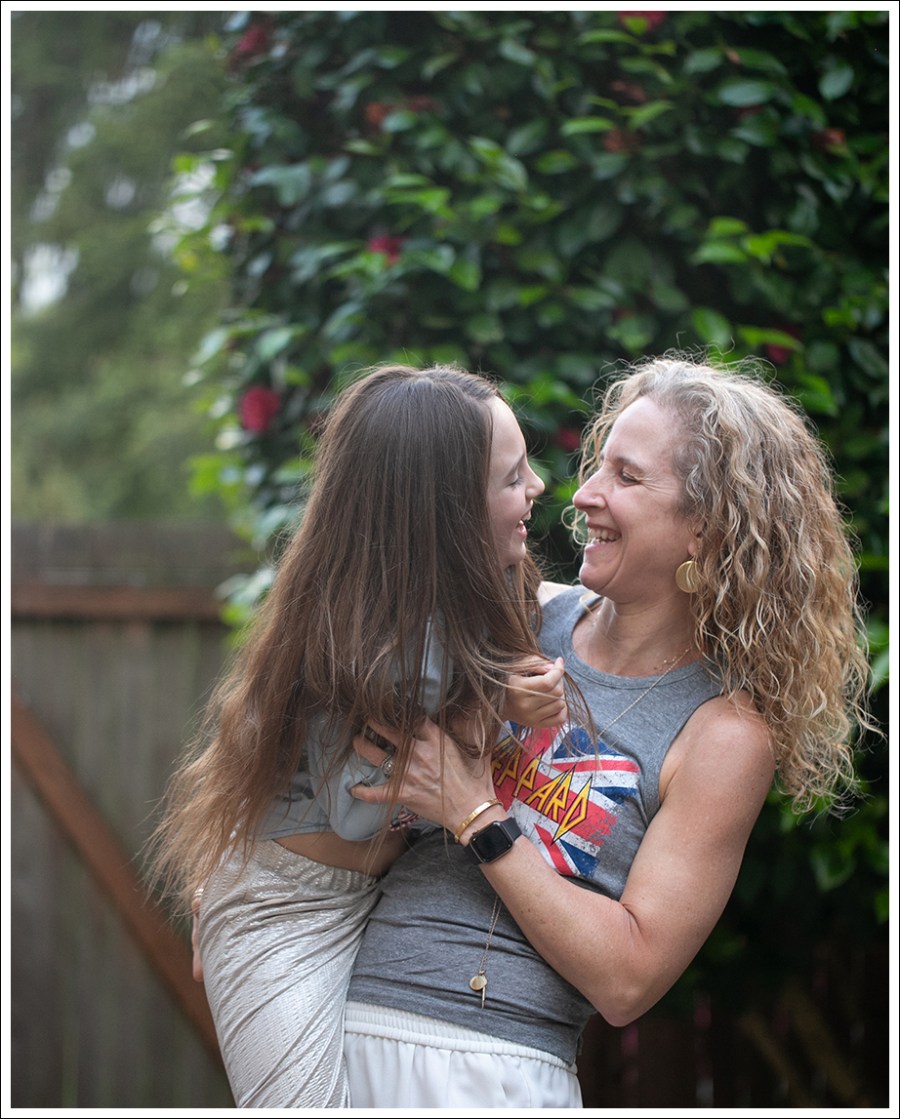 Blog 5 Chaser Def Leppard Muscle Tank Joie Cream Mariner Joggers Ash Cult Metallic Platform Sneakers-76c