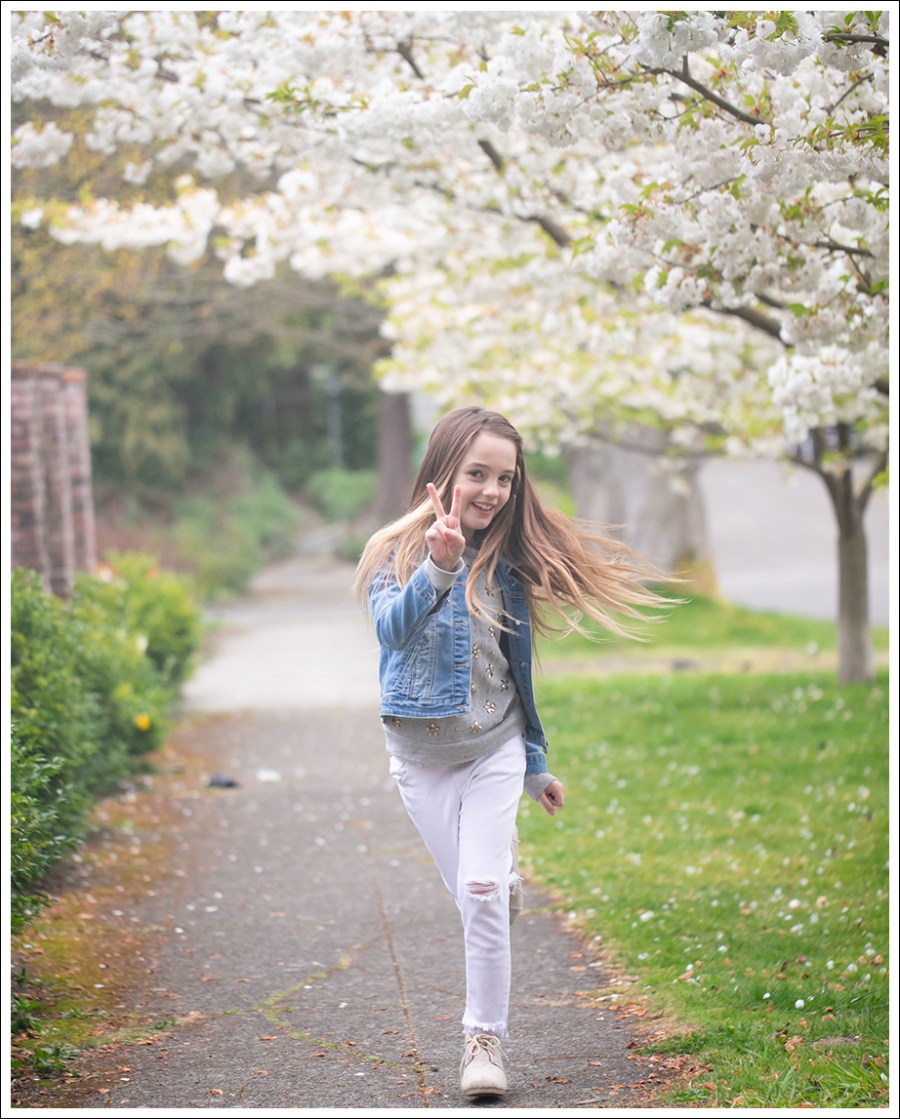 Blog 8 3x1 Denim Jacket Metallic Top DL1961 Hepburn Eggshell No 6 Clog Buckle Boot Cherry Blossoms-12