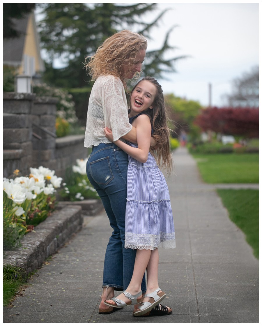 BLog 8 Zara Lace Top La Vie Rebecca Taylor High Waist Jeans Birkenstock Granada-86c