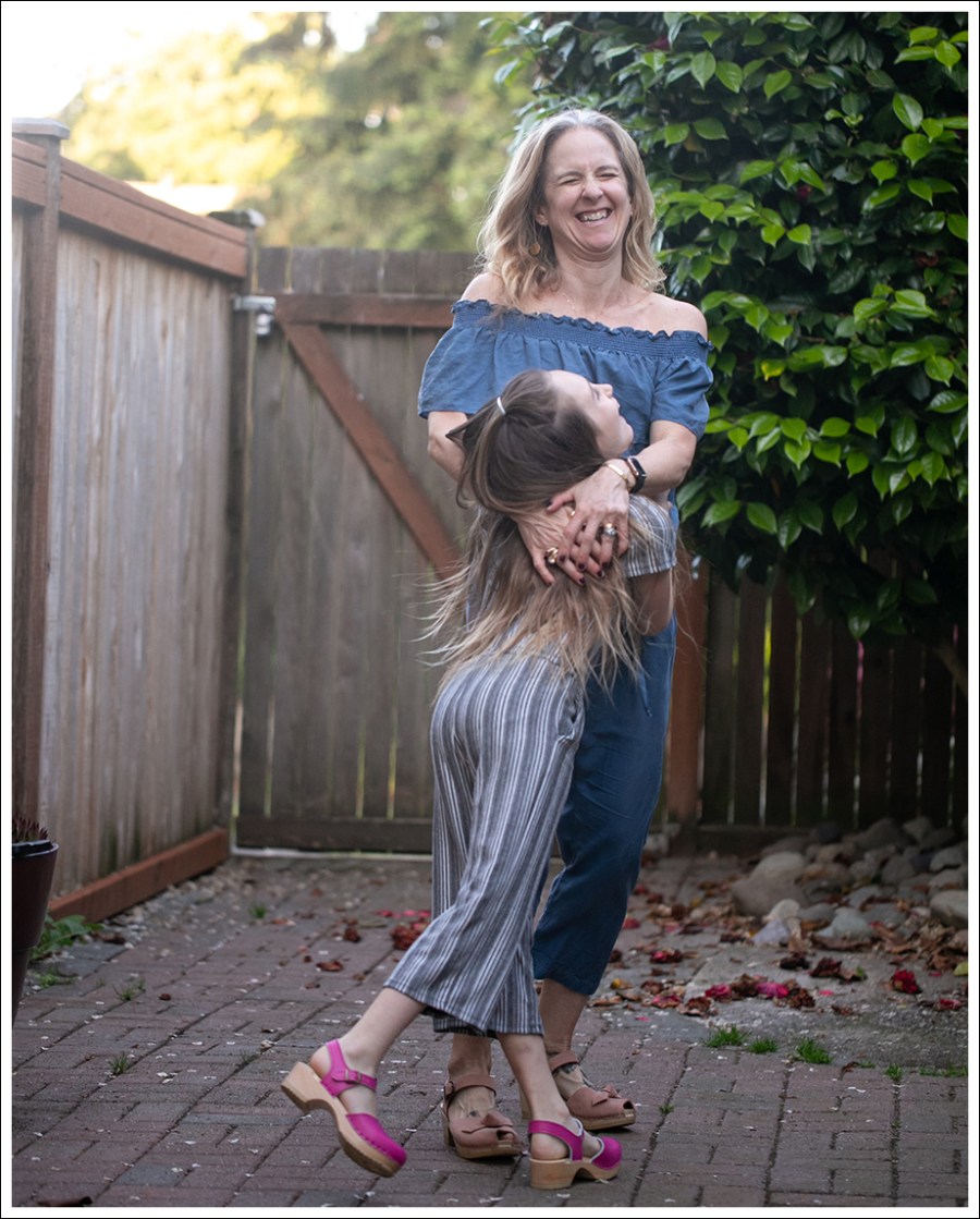 Blog Clu Off The Shoulder Jumpsuit Sven Peep Toe Clogs-5