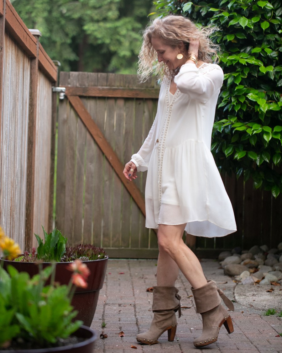 1 IG Joie Oshea Cream Mini Dress Antonia Dornas OTK Clog Boots-38