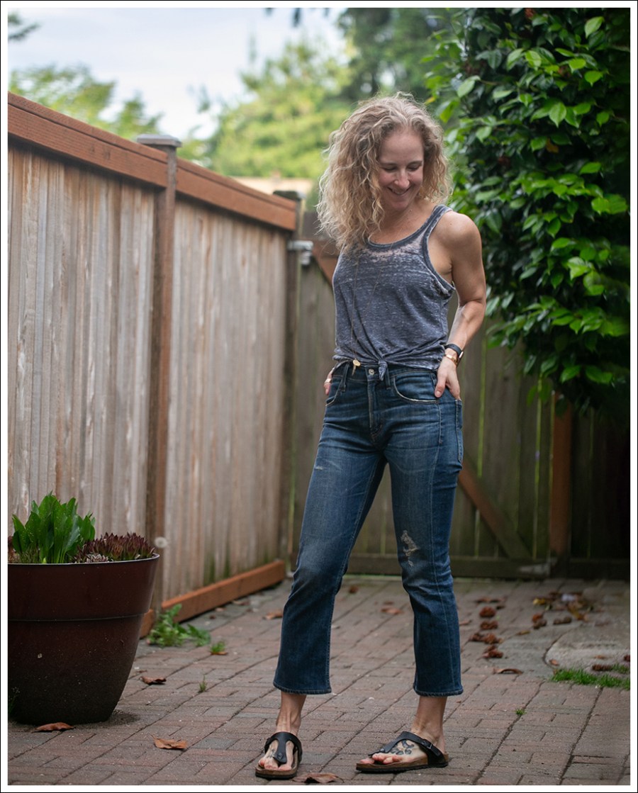 Blog Chaser Cut Out Muscle Tank Citizens Of Humanity Drew Crop Flare Birkenstock Gizeh-1